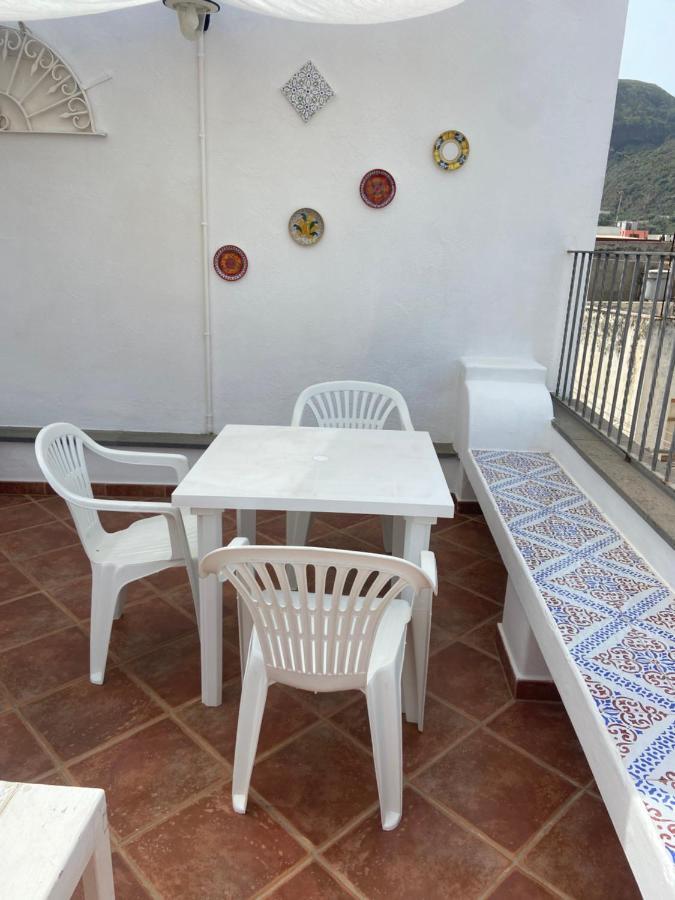 דירות ליפארי Casa Isabella Loc Turist Br מראה חיצוני תמונה