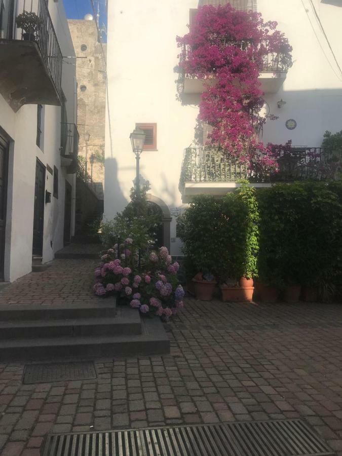 דירות ליפארי Casa Isabella Loc Turist Br מראה חיצוני תמונה